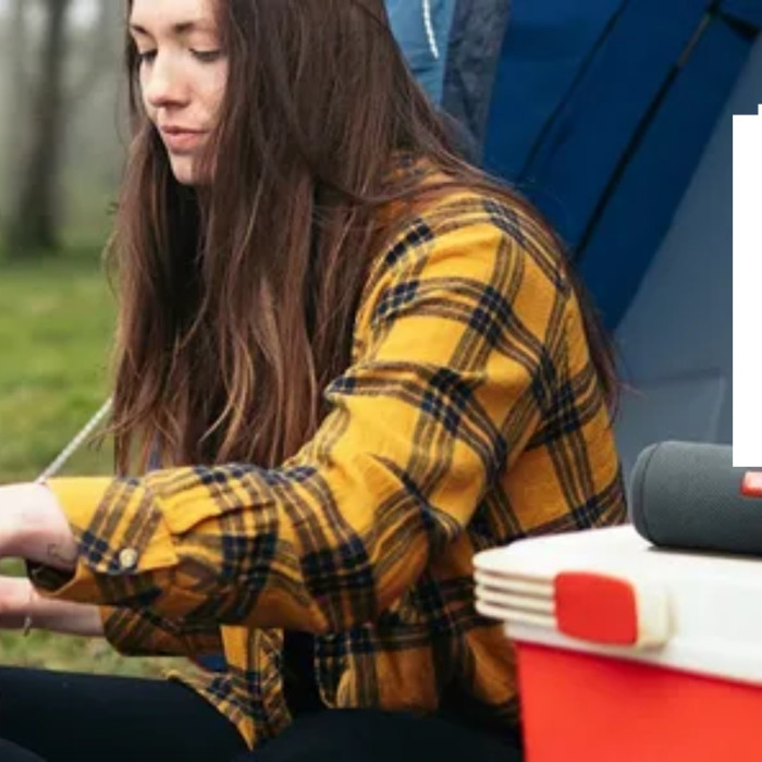 Jbl Flip Essential Portable Bluetooth Speaker thumbnail