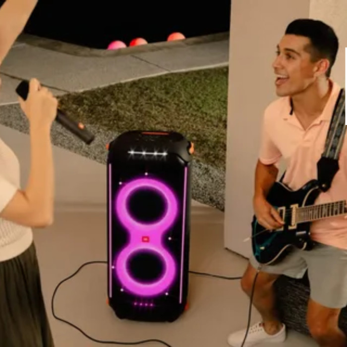 JBL PartyBox 710 800W Powerful Bluetooth Party Speaker thumbnail