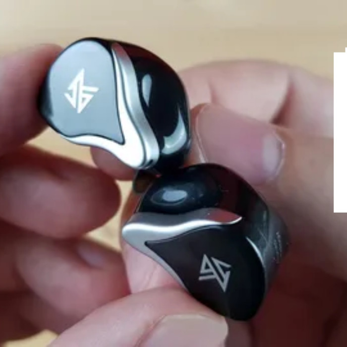 Kz Z3 Tws Wireless Earbuds thumbnail