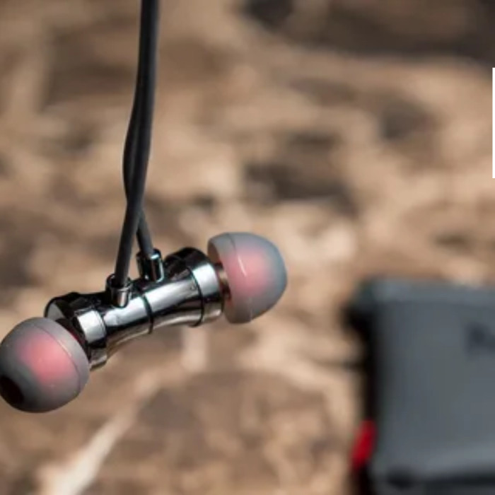 Memt X9S High Fidelity Full Metal In Ear Earphone With Mic thumbnail